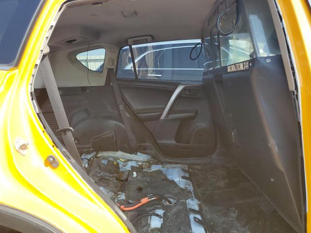 2018 TOYOTA RAV4 HV LE JTMRJREV8JD184644