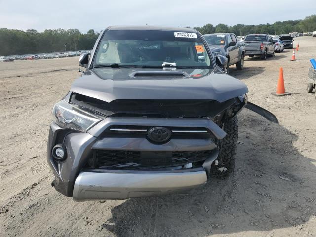 2021 TOYOTA 4RUNNER SR JTEPU5JR1M5927395