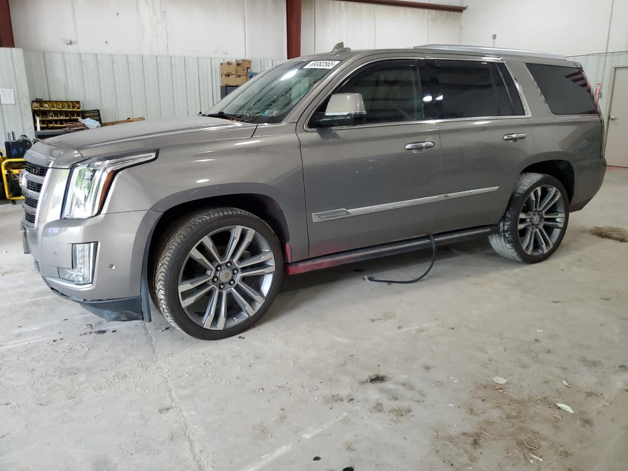 CADILLAC ESCALADE PREMIUM LUXURY