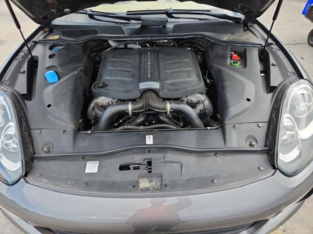 2017 PORSCHE CAYENNE S WP1AB2A27HLA50512