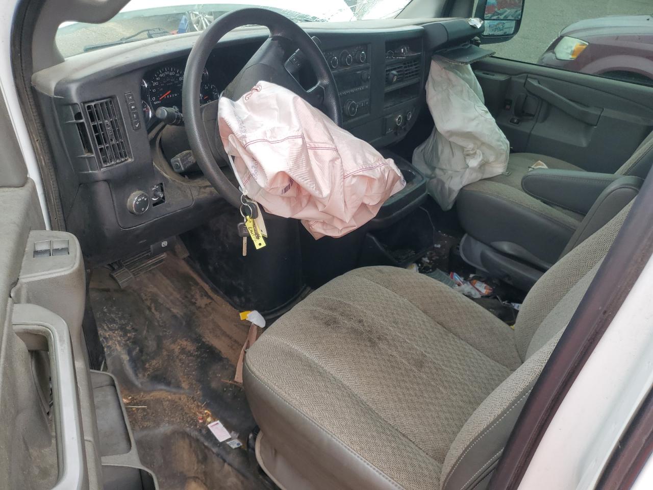 CHEVROLET EXPRESS CARGO 3500