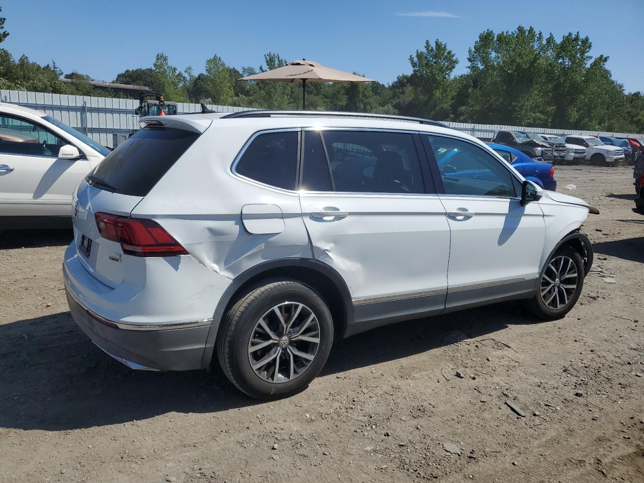 VOLKSWAGEN TIGUAN SE
