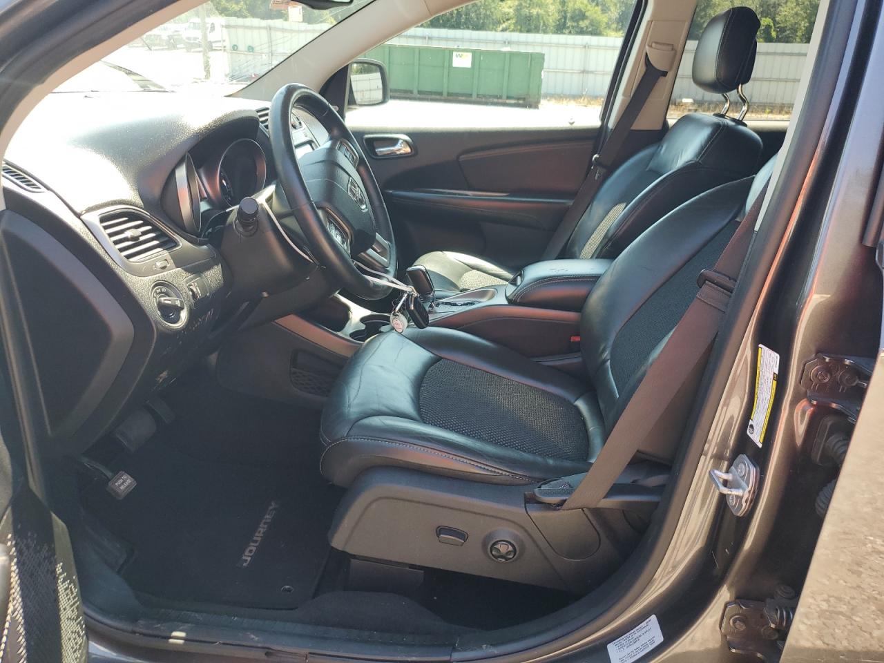 DODGE JOURNEY CROSSROAD