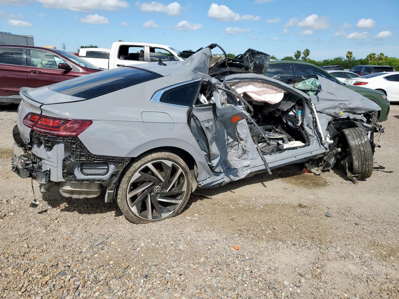 VOLKSWAGEN ARTEON SEL PREMIUM R-LINE