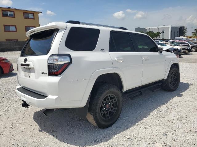 2022 TOYOTA 4RUNNER SR JTEFU5JR5N5275135