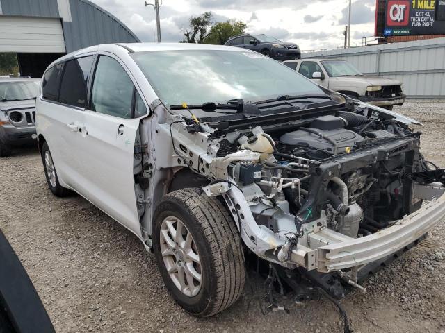 2020 CHRYSLER VOYAGER LX #3280639387