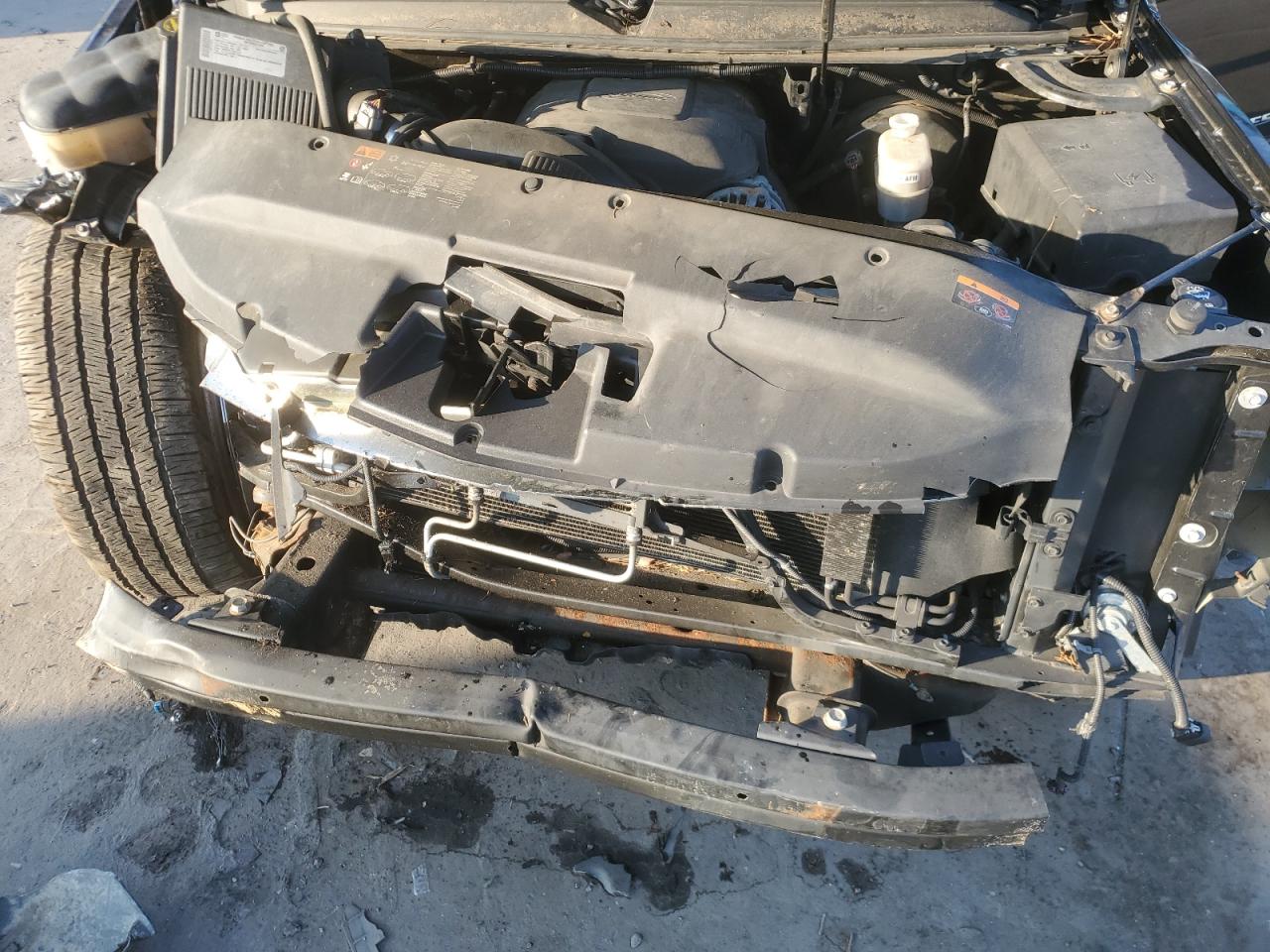 CADILLAC ESCALADE ESV PLATINUM