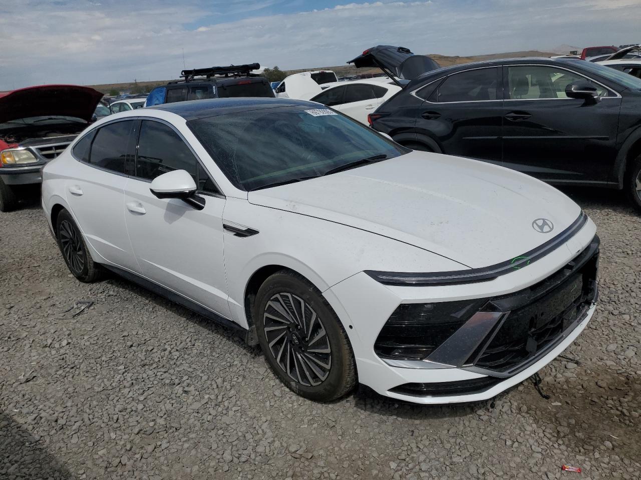 HYUNDAI SONATA HYBRID