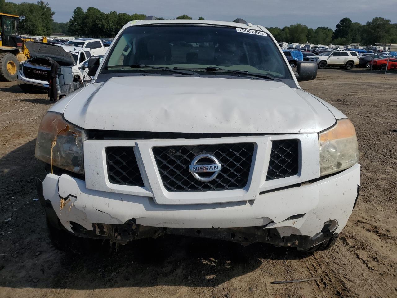 NISSAN ARMADA SV