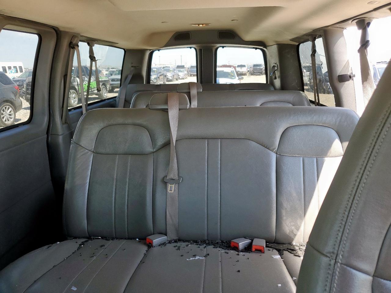 CHEVROLET EXPRESS LS