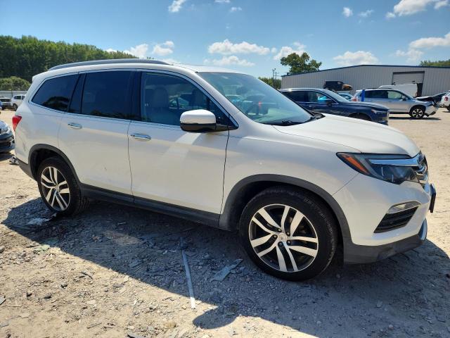 2016 HONDA PILOT ELITE 5FNYF6H05GB106559