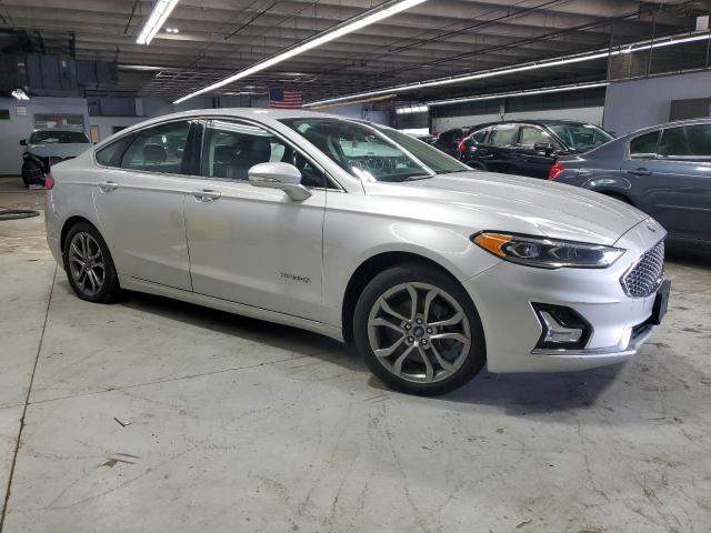 2019 FORD FUSION TIT 3FA6P0RU2KR223757