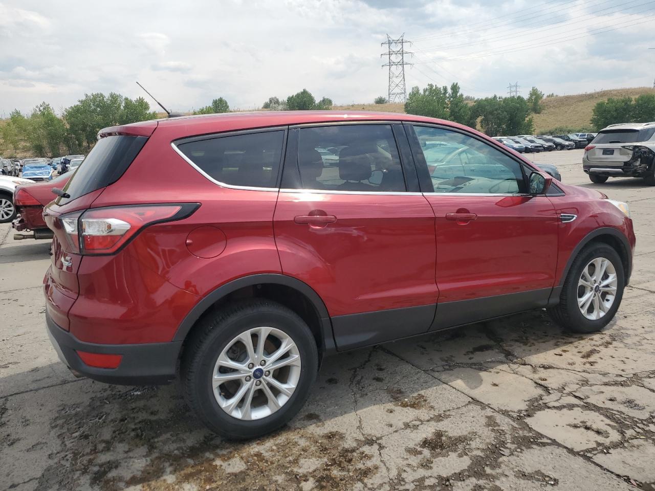 FORD ESCAPE SE