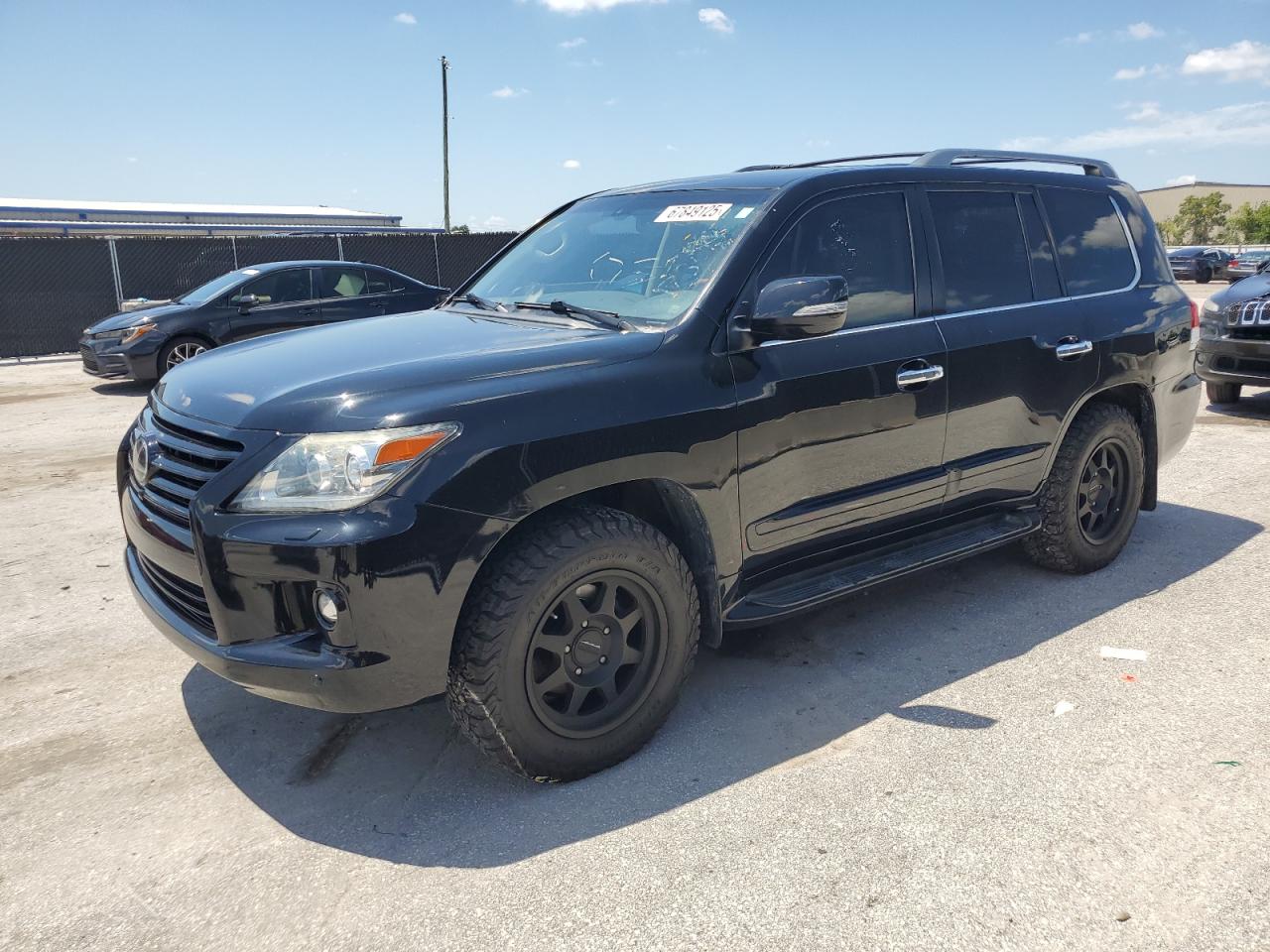 LEXUS LX 570