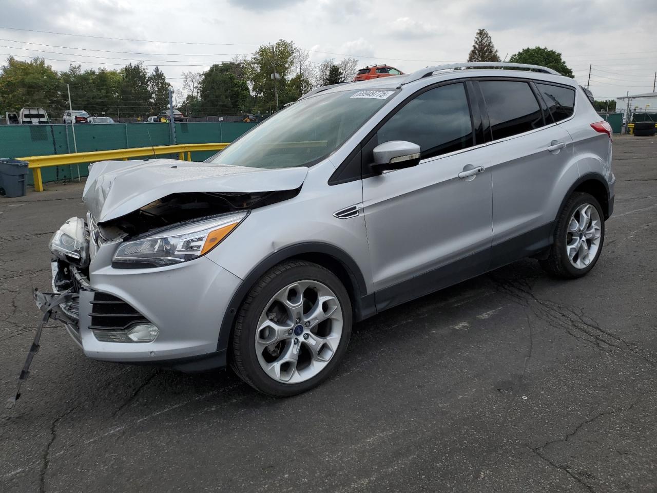 FORD ESCAPE TITANIUM