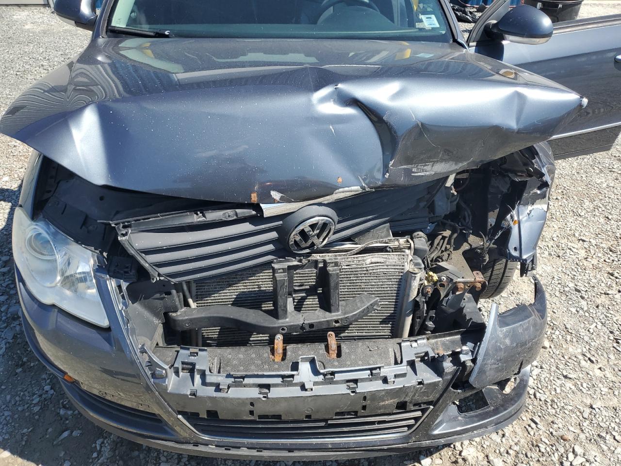 VOLKSWAGEN PASSAT 2.0T