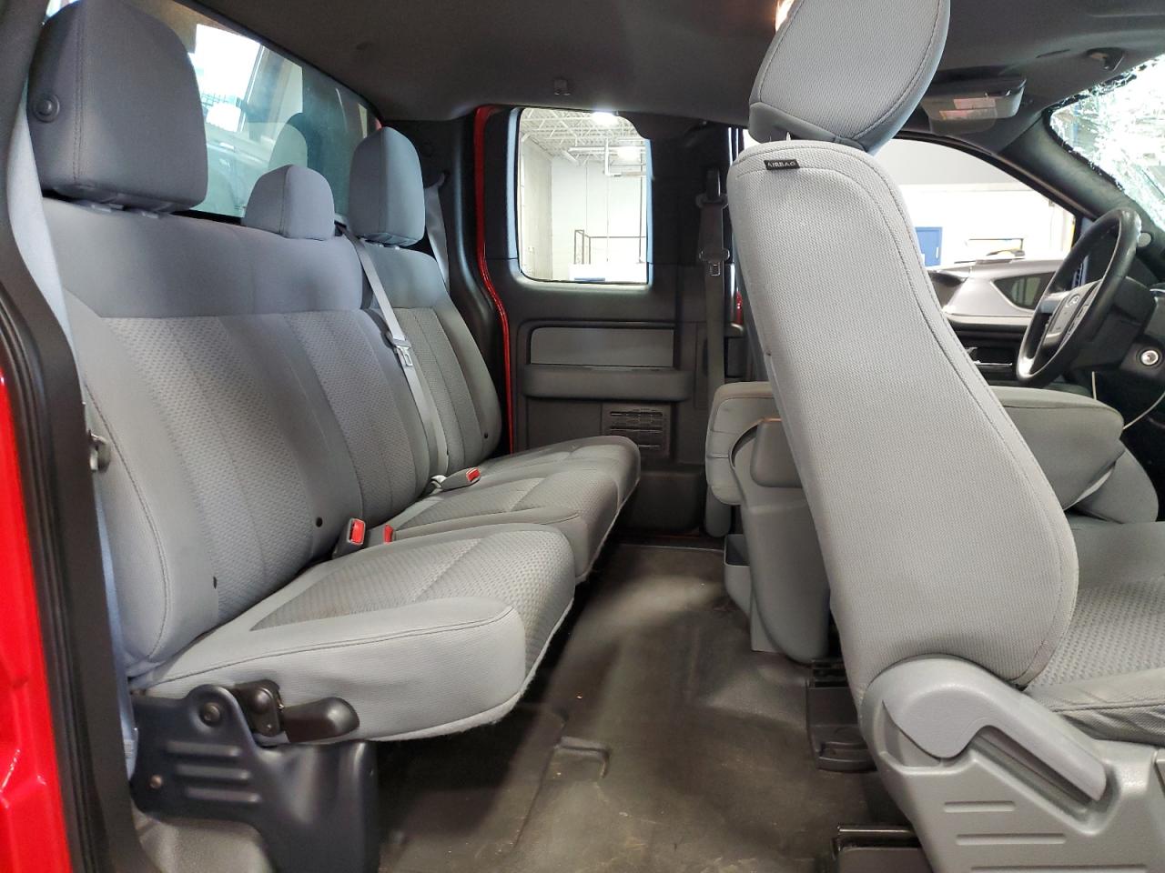 FORD F-150 SUPER CAB