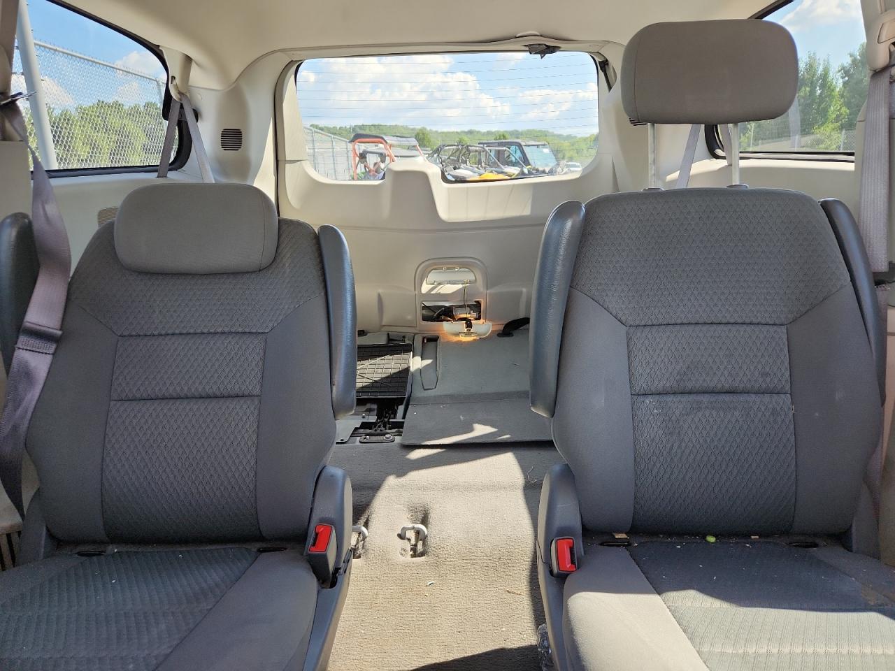 CHRYSLER TOWN & COUNTRY TOURING