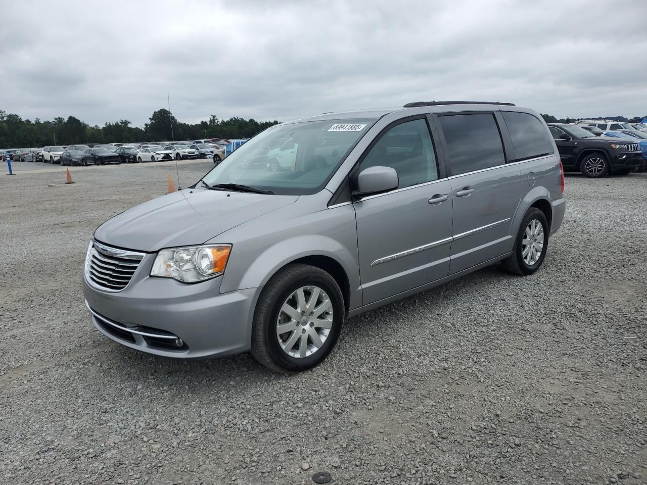 CHRYSLER TOWN & COUNTRY TOURING