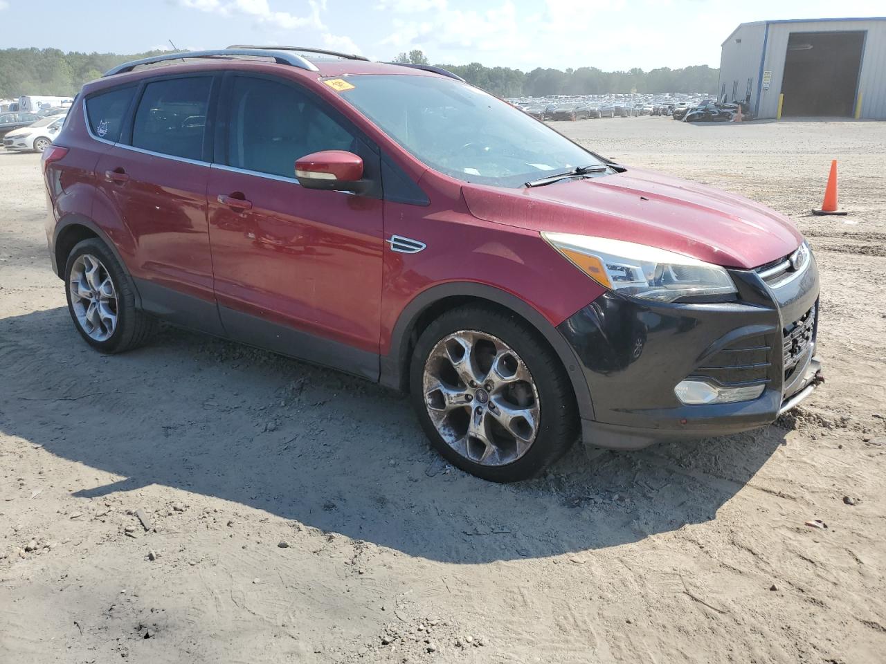 FORD ESCAPE TITANIUM