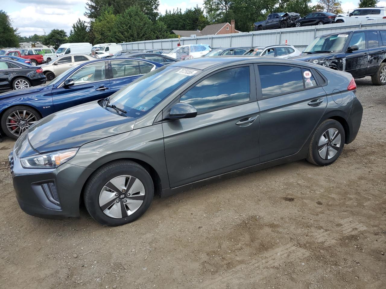 HYUNDAI IONIQ BLUE
