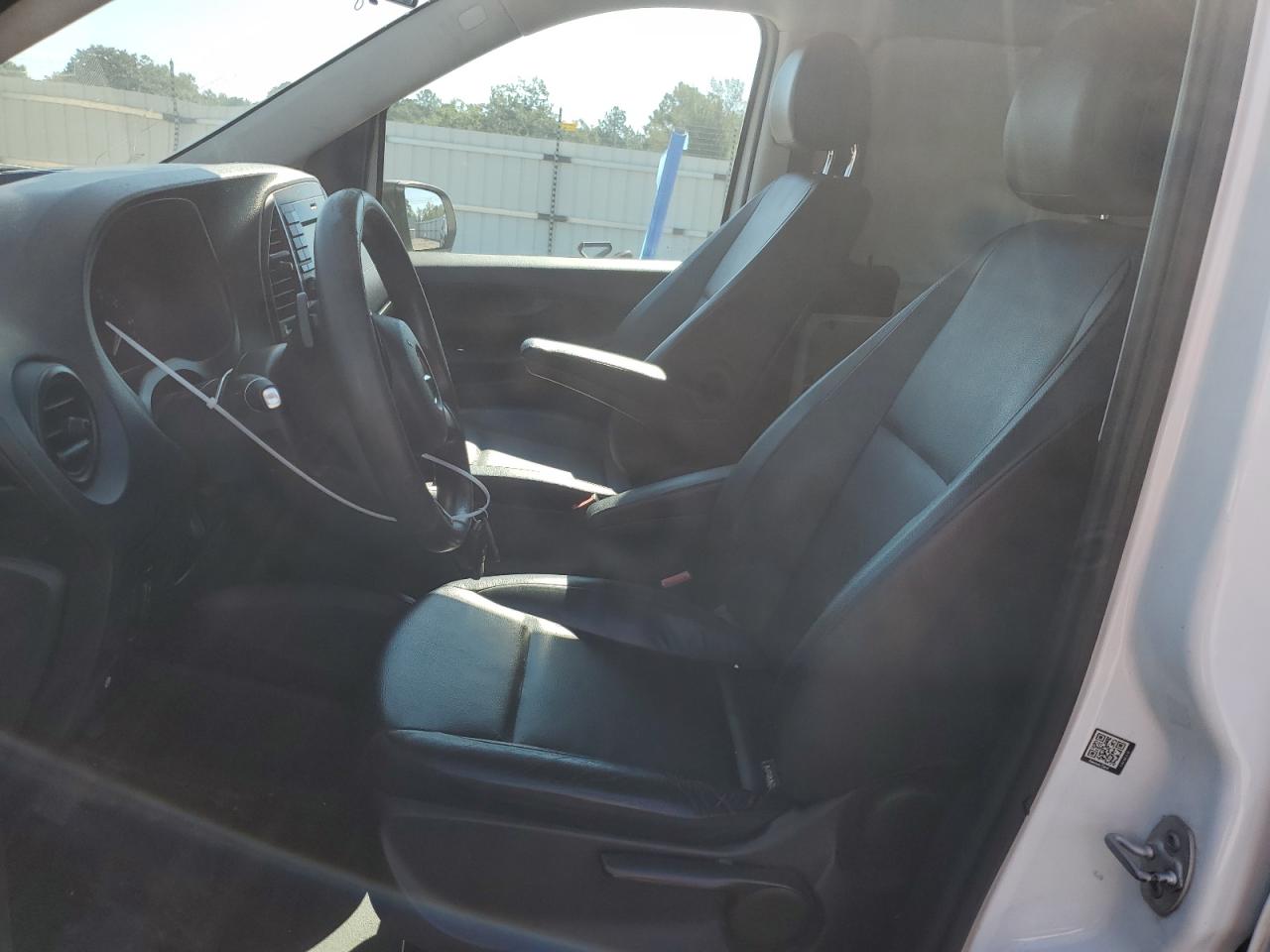 MERCEDES-BENZ METRIS