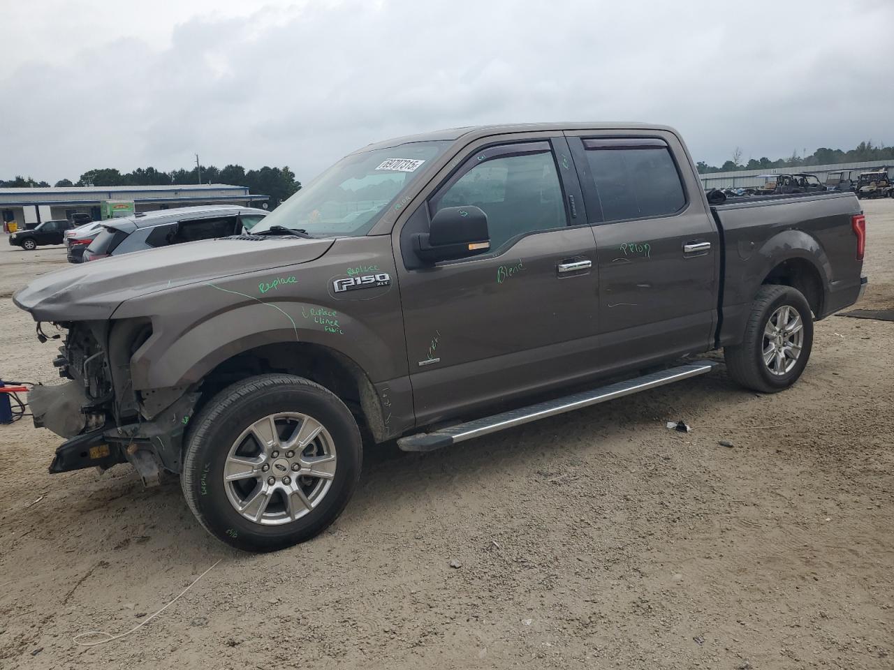 FORD F-150 SUPERCREW