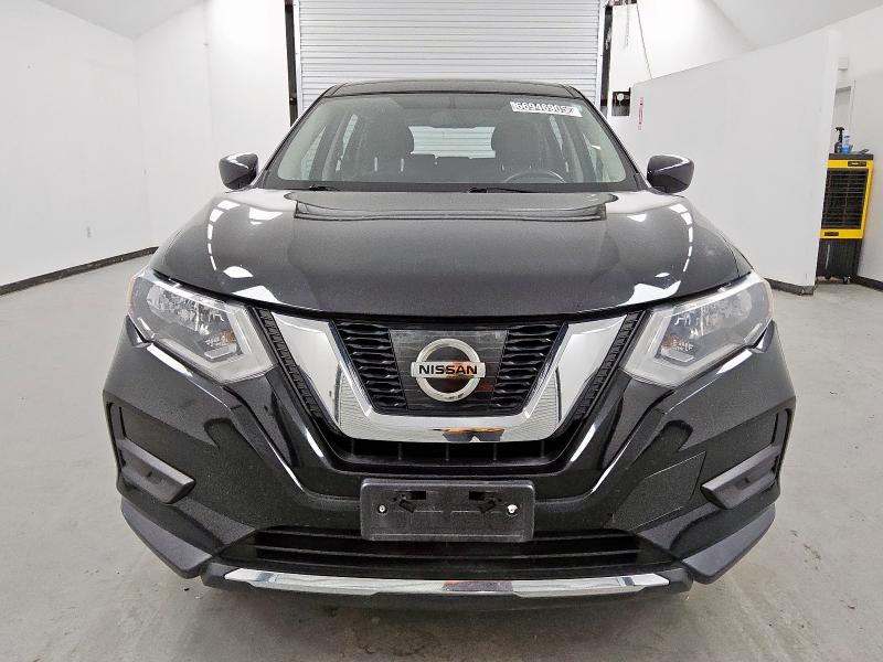 2017 NISSAN ROGUE S KNMAT2MT3HP615219