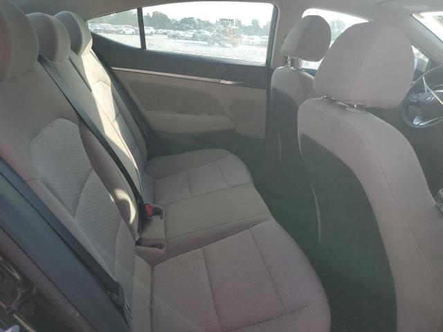 2019 HYUNDAI ELANTRA SE 5NPD84LF1KH413018