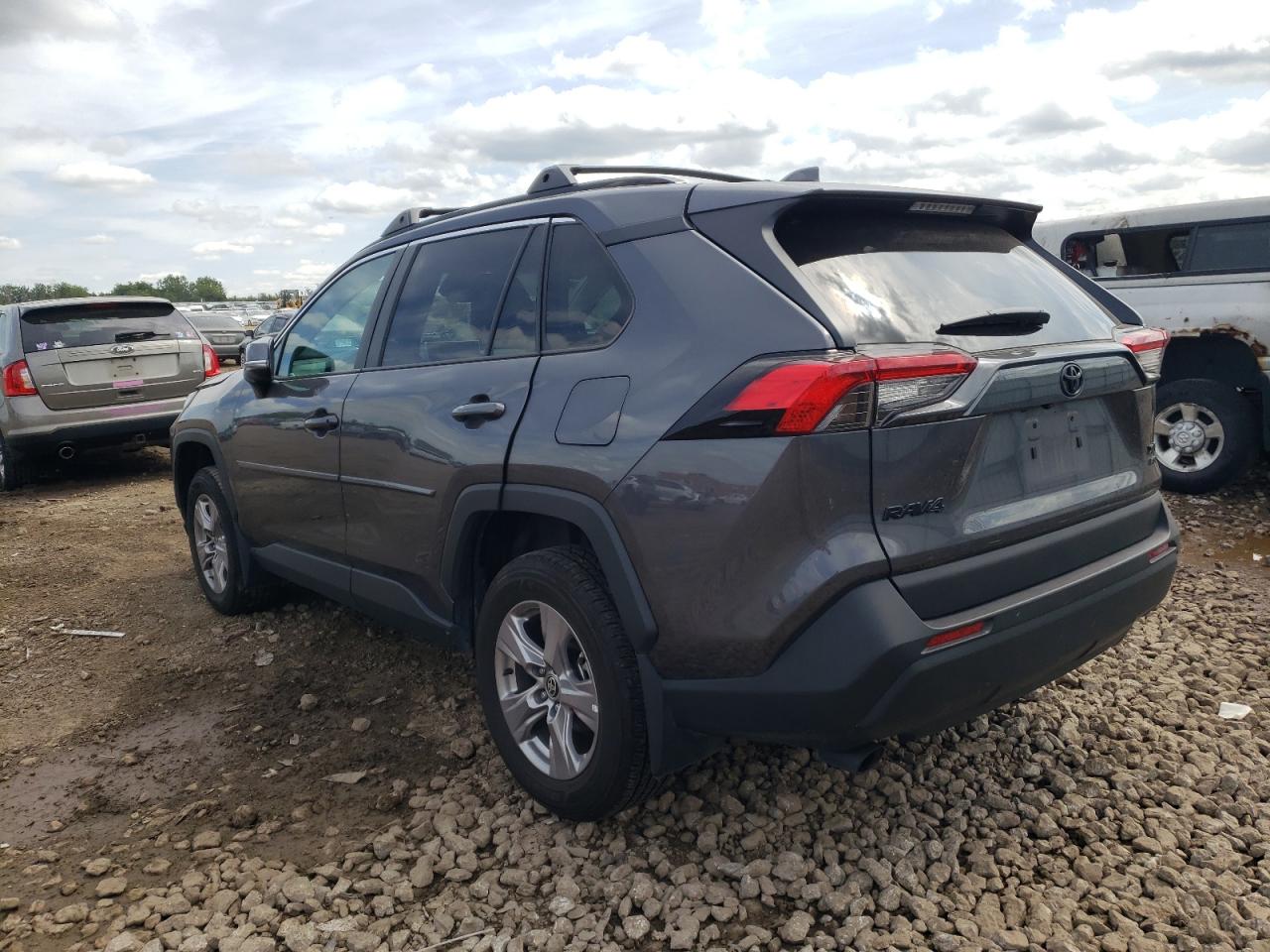 TOYOTA RAV4 XLE