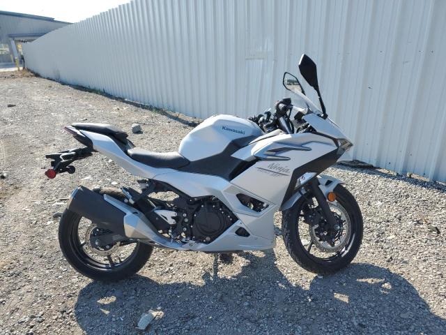 Global Auto Auctions: 2025 KAWASAKI EX500 H