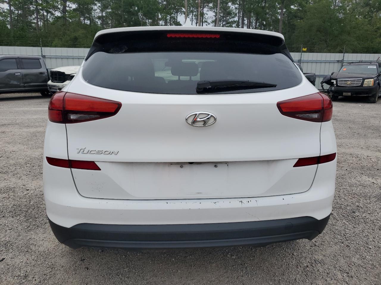 Lot #3215986796 2019 HYUNDAI TUCSON SE