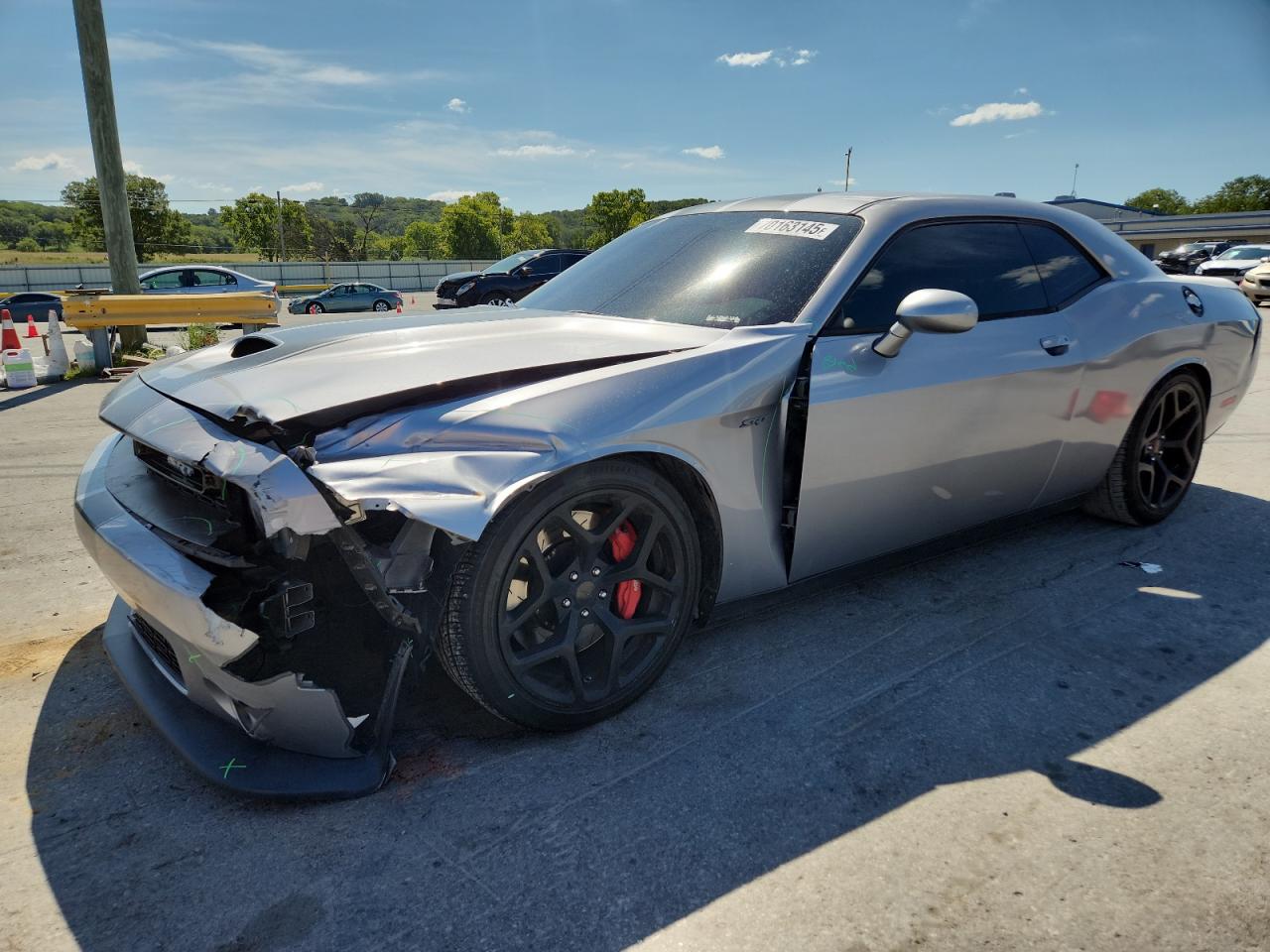DODGE CHALLENGER SRT 392