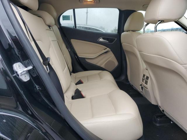 2015 MERCEDES-BENZ GLA 250 4MATIC WDCTG4GB1FJ143883