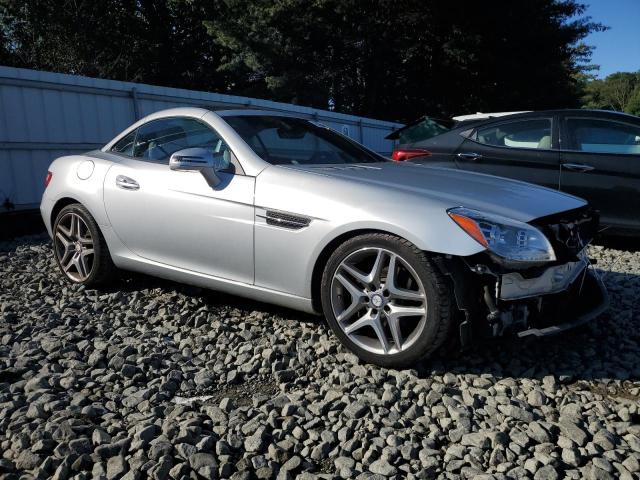2016 MERCEDES-BENZ SLK 300 WDDPK3JA2GF123278