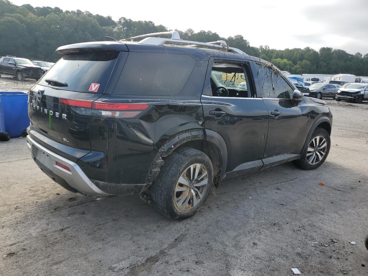 NISSAN PATHFINDER SL