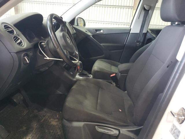 2017 VOLKSWAGEN TIGUAN S WVGAV7AXXHK043847