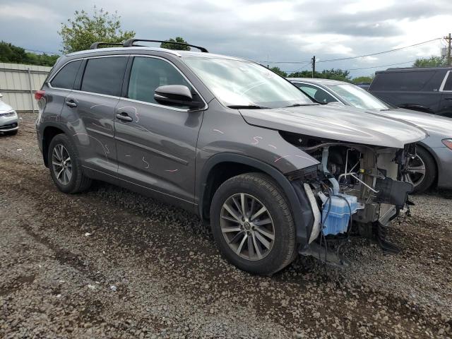 2018 TOYOTA HIGHLANDER 5TDJZRFH0JS560126