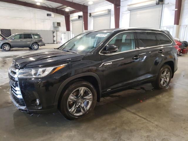 TOYOTA HIGHLANDER