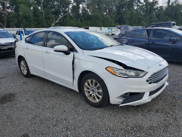 2017 FORD FUSION S 3FA6P0G77HR198814