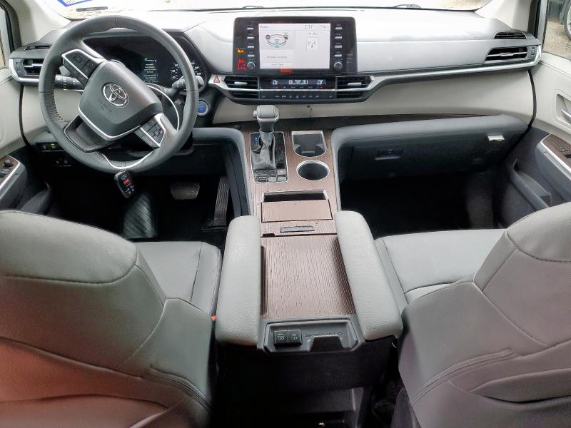 2023 TOYOTA SIENNA XLE 5TDYRKECXPS173622