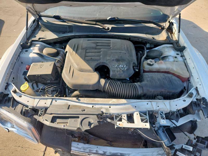 2016 CHRYSLER 300 LIMITED 2C3CCAAG6GH182271