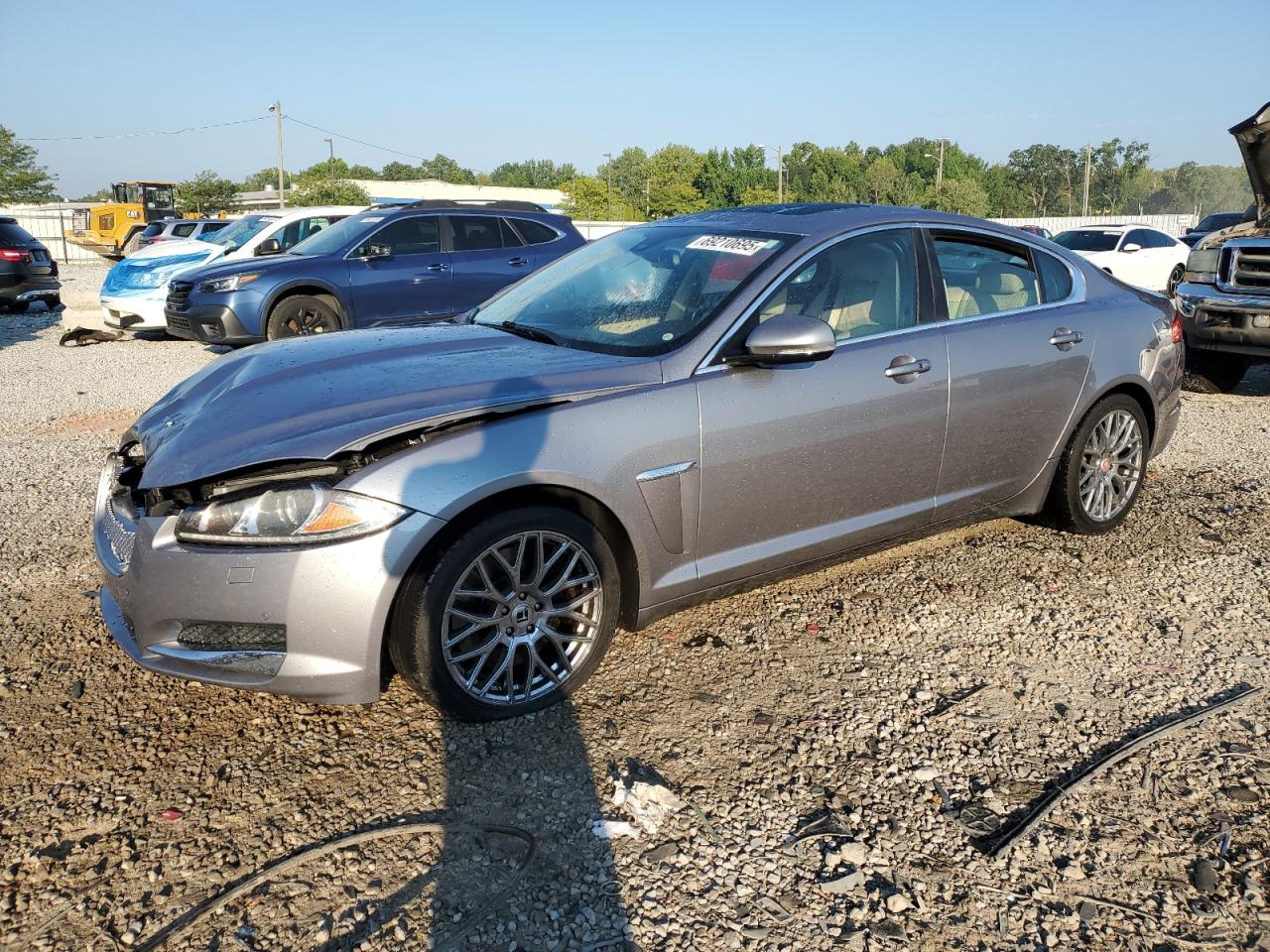 JAGUAR XF 2.0T PREMIUM