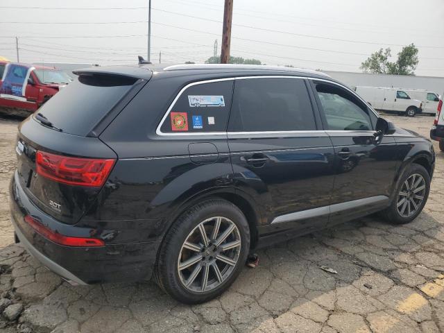 2017 AUDI Q7 PREMIUM WA1LAAF70HD035995