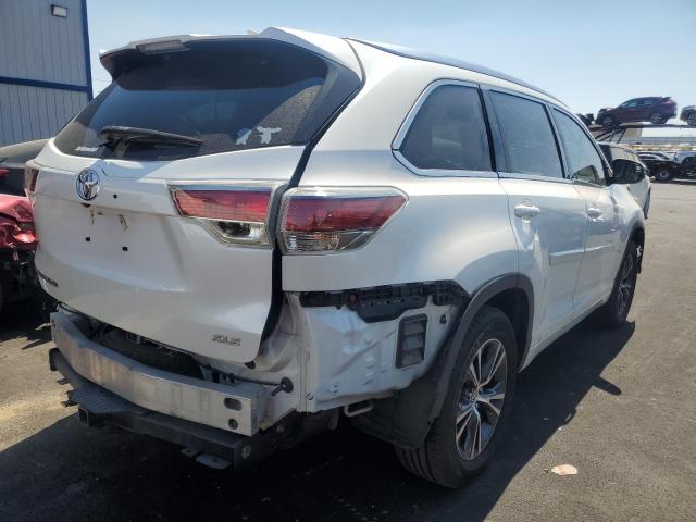 2016 TOYOTA HIGHLANDER XLE 5TDKKRFH0GS152677
