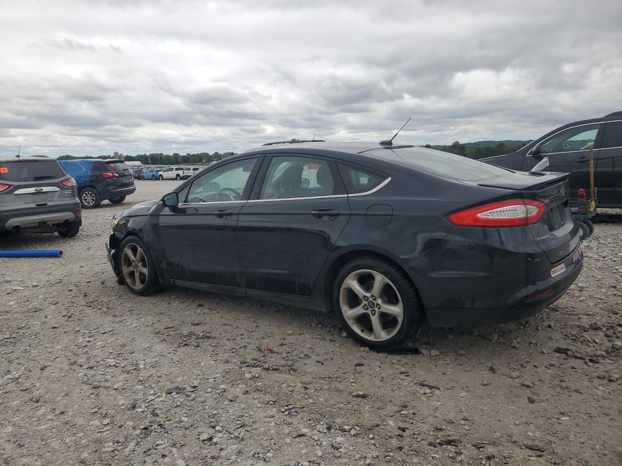 FORD FUSION SE