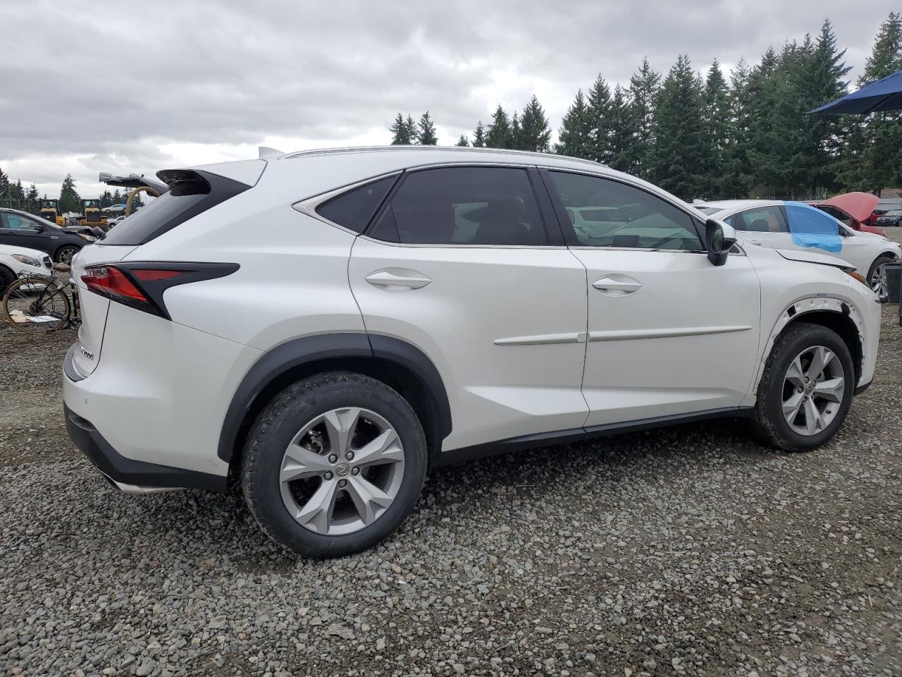 LEXUS NX 200T BASE