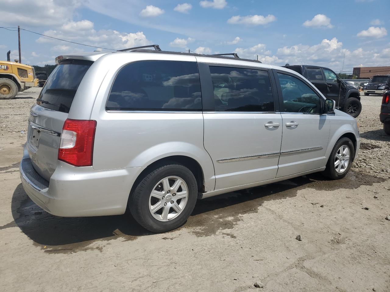 CHRYSLER TOWN & COUNTRY TOURING