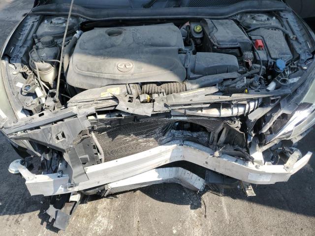 2018 INFINITI QX30 BASE SJKCH5CP8JA049550