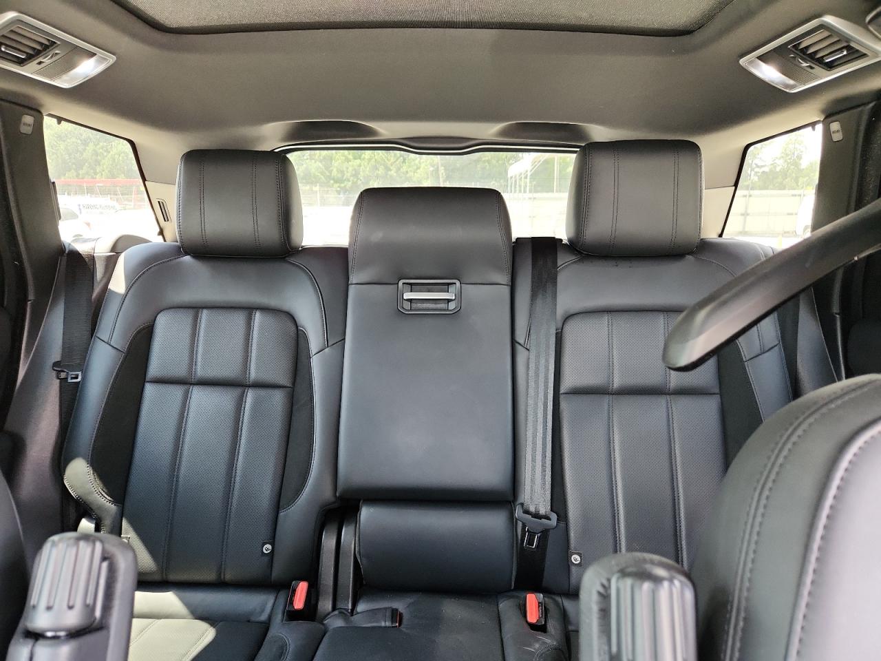 LAND ROVER RANGE ROVER HST